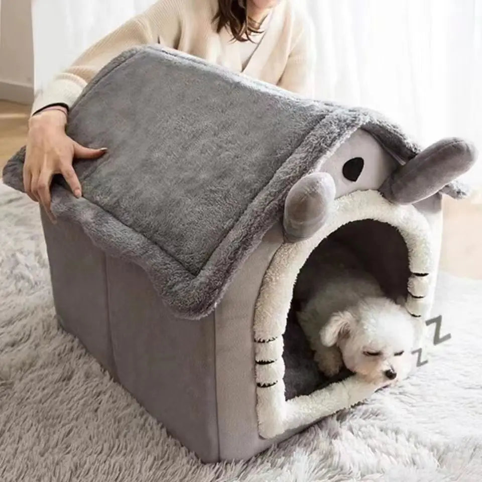 Snug Hideaway House Bed